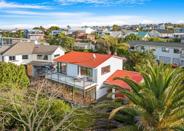 Recently sold 43 Tamatea Drive, Snells Beach homes.co.nz