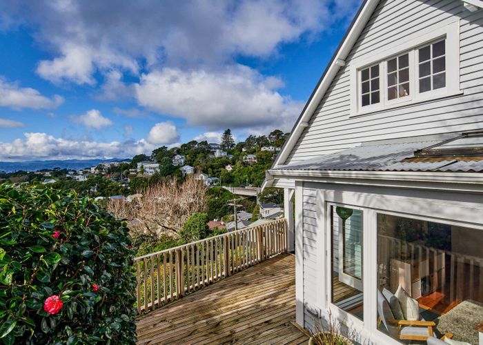 Free property data for 9 Northland Road, Northland, Wellington homes