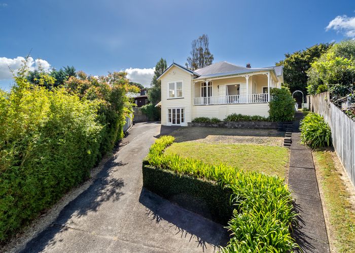 Free property data for 196 Queen Street, Northcote Point, Auckland