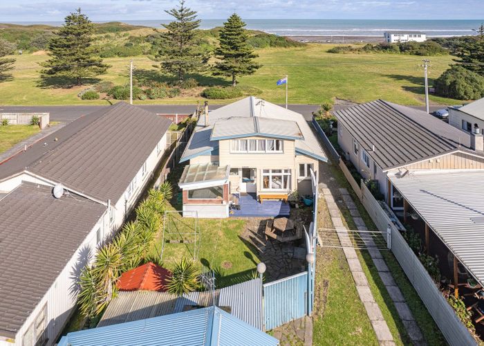 Recently sold 26 Seafront Road, Castlecliff, Whanganui homes.co.nz
