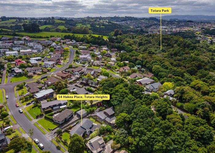 For sale 14 Hakea Place, Totara Heights, Manukau City, Auckland
