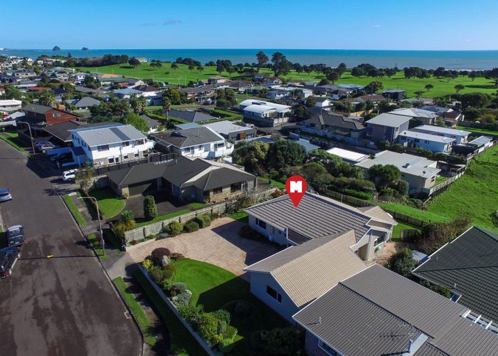 Free property data for 11 Chatswood Grove, Fitzroy, New Plymouth