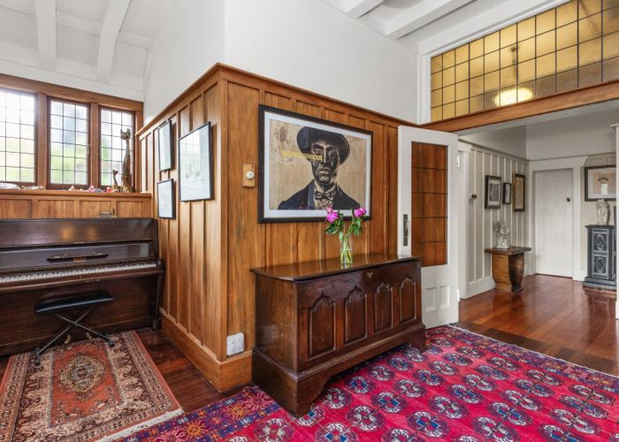 For sale 60 Milton Road, Bluff Hill, Napier, Hawke's Bay homes.co.nz