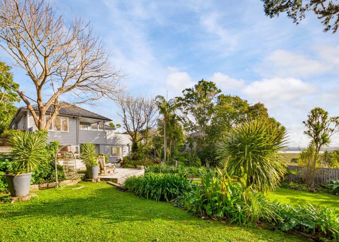 Recently sold 109 Beresford Street, Bayswater, Auckland homes.co.nz