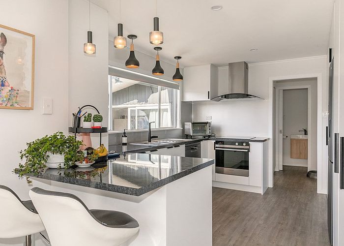 Free property data for 81 Domett Street, Westport, Westport homes.co.nz