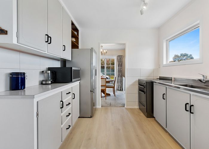 Recently sold 10 Helleur Road, Massey, Auckland homes.co.nz