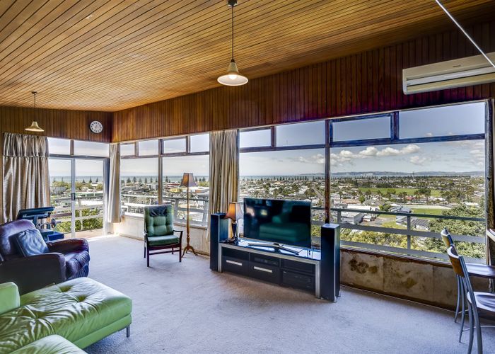 Free property data for 32 May Avenue, Hospital Hill, Napier homes.co.nz