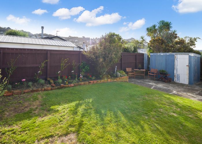 Free property data for 134 Onepu Road, Lyall Bay, Wellington homes.co.nz