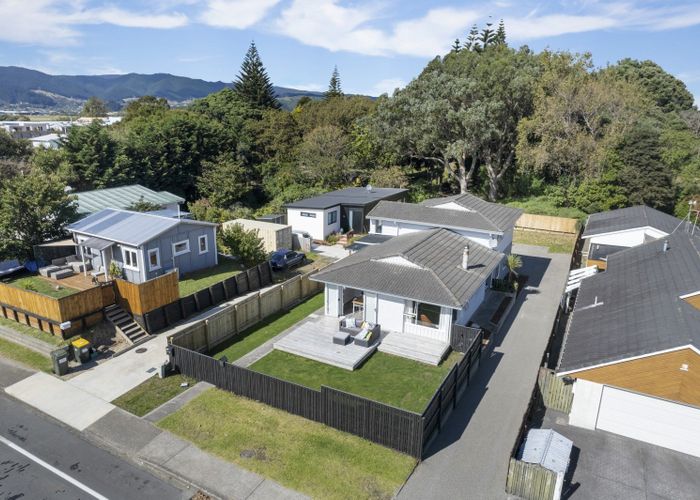 Free property data for 22 Ocean Road, Paraparaumu Beach, Paraparaumu