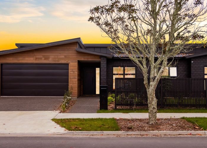 For sale 75 Maanihi Drive, Rototuna, Hamilton, Waikato homes.co.nz