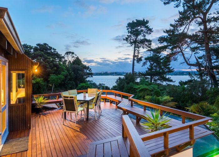 For sale 170 Attwood Road, Paremoremo, North Shore City, Auckland