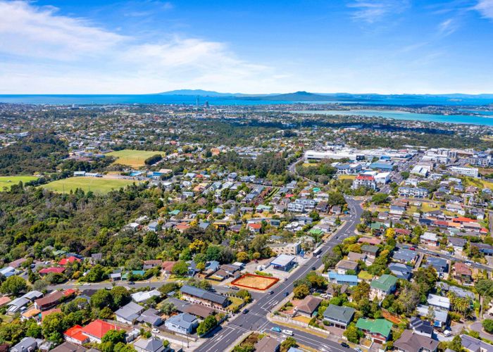 For sale 129 Mokoia Road, Birkenhead, North Shore City, Auckland