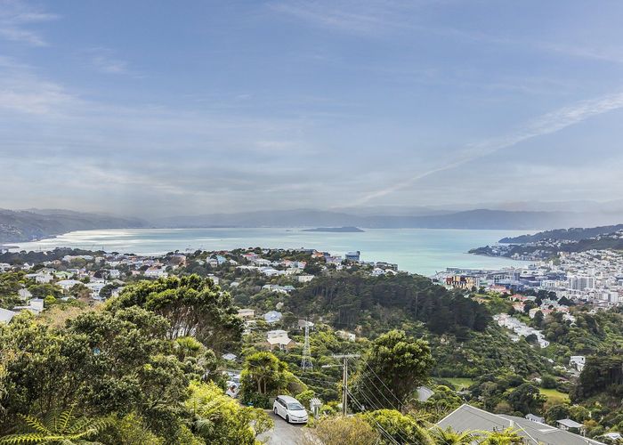 Recently sold 14 Highbury Crescent, Highbury, Wellington homes.co.nz