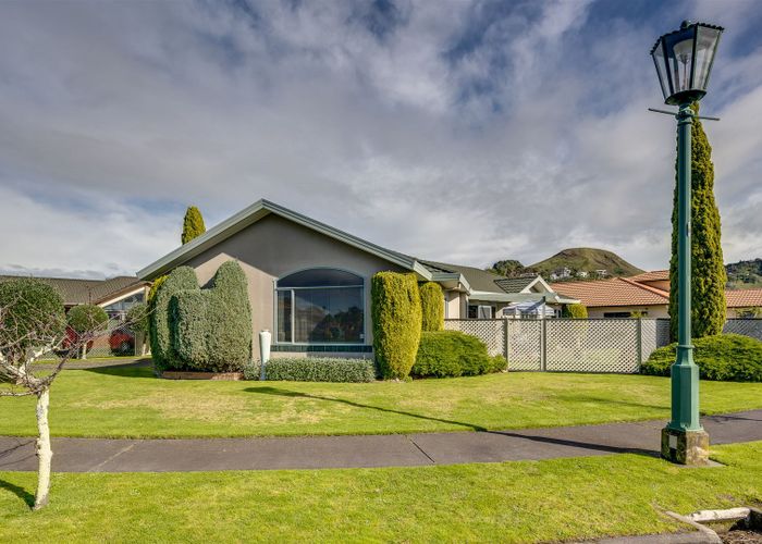 Free property data for 2 Beaufort Place, Taradale, Napier homes.co.nz