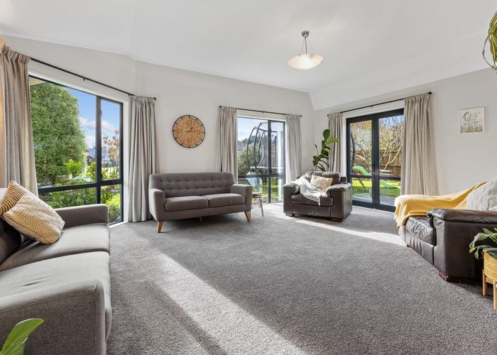 Free property data for 15 Nautilus Place, Spencerville, Christchurch