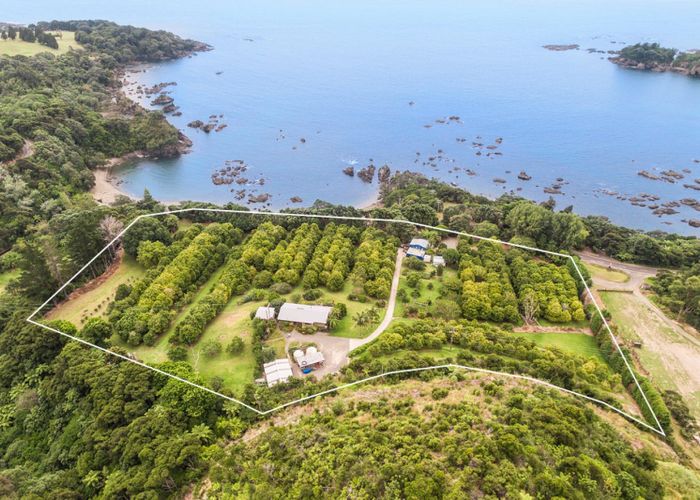 For sale 8460 State Highway 35, Te Kaha, Opotiki, Bay Of Plenty homes.co.nz