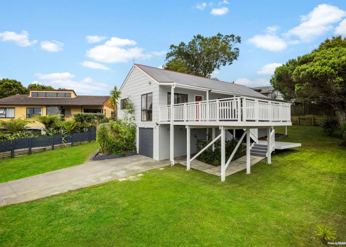 Free property data for 48 West Harbour Drive, West Harbour, Auckland