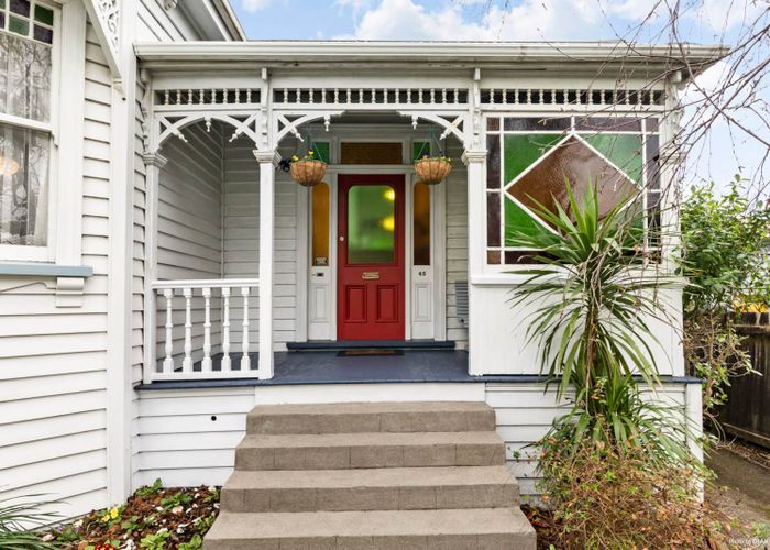 Free property data for 45 Western Springs Road, Morningside, Auckland