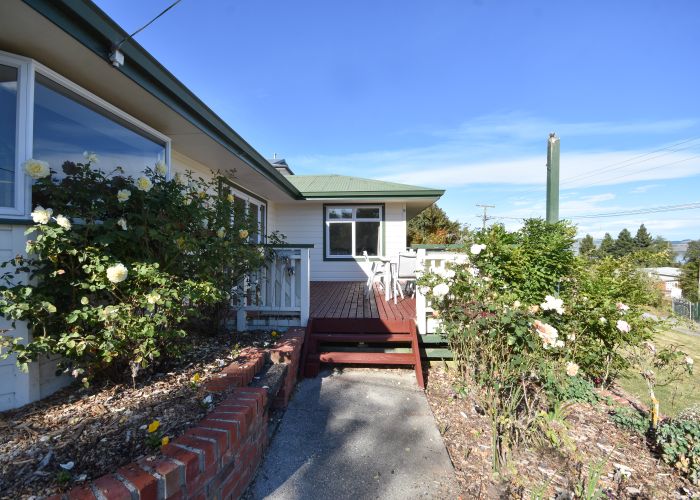 Free property data for 14 Kilgour Street, Waihola, Milton homes.co.nz