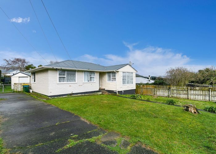 Free property data for 100 Castor Crescent, Cannons Creek, Porirua