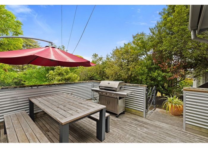 Recently sold 18 Birdwood Avenue, Beckenham, Christchurch homes.co.nz