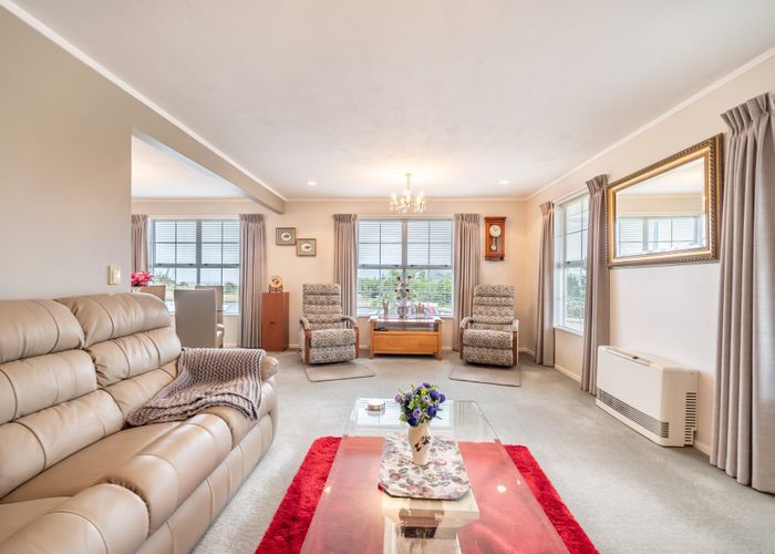 Recently sold 9 Shaftesbury Grove, Stokes Valley, Lower Hutt homes