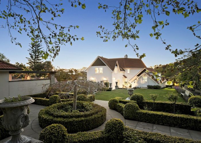 For sale 60 Cheviot Road, Lowry Bay, Lower Hutt, Wellington homes.co.nz