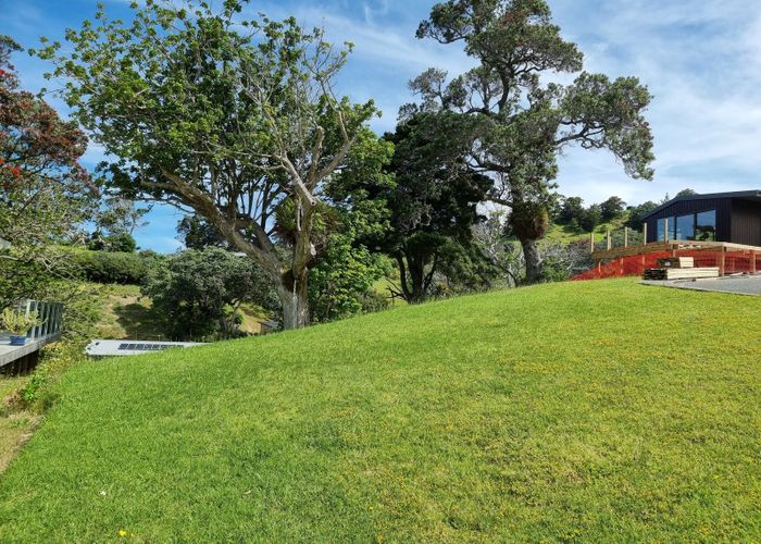 For sale 15 Ongutukura Way, Oakura Coast, Whangarei, Northland