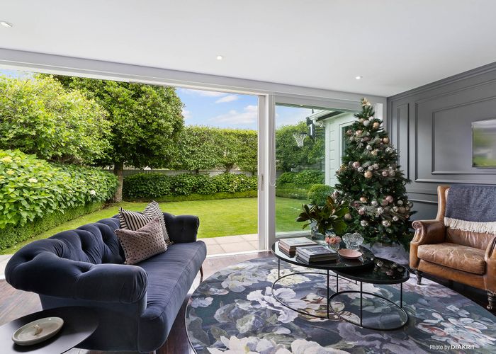 Free property data for 18 Farm Road, Northland, Wellington homes.co.nz