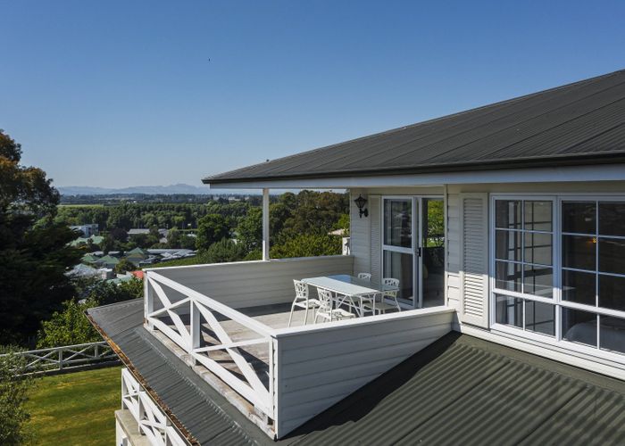 Recently sold 81 Churchill Drive, Taradale, Napier homes.co.nz