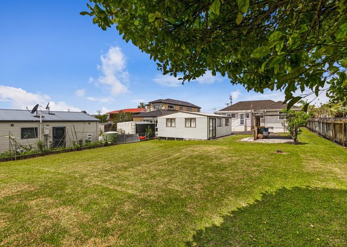 Recently sold 46 Hepburn Road, Glendene, Auckland homes.co.nz