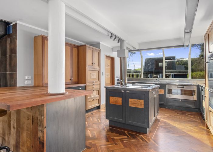 Free property data for 217 Taylor Road, Waimauku homes.co.nz