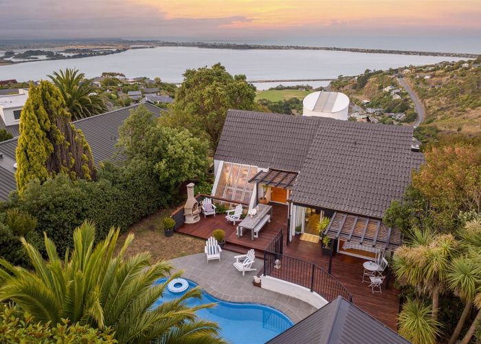 Recently sold 14 Highbank Lane, Mount Pleasant, Christchurch homes