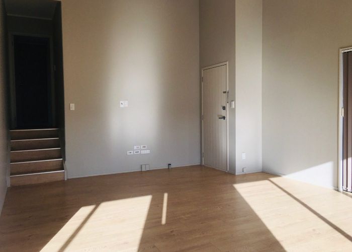 For rent 5/135 Manuka Road, Bayview, North Shore City, Auckland