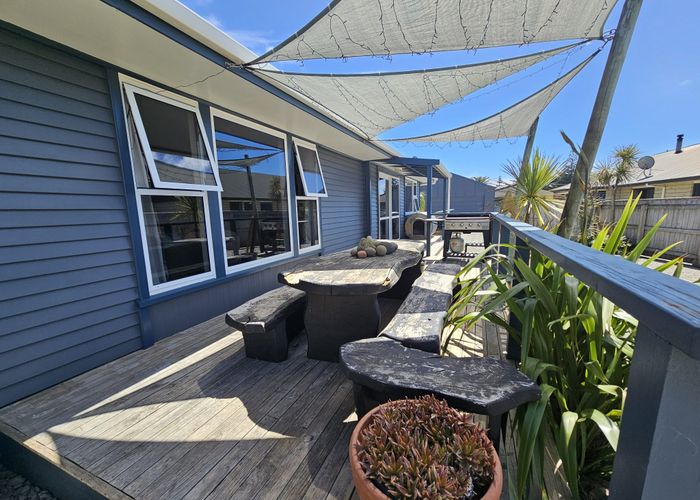 Recently sold 53 Kahukura Avenue, Waitarere Beach, Levin homes.co.nz