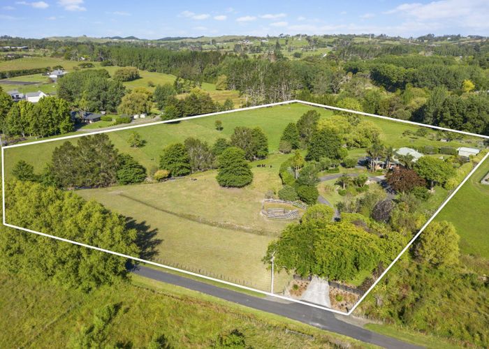 For sale 10 Dairy Stream Road, Dairy Flat, Rodney, Auckland homes.co.nz