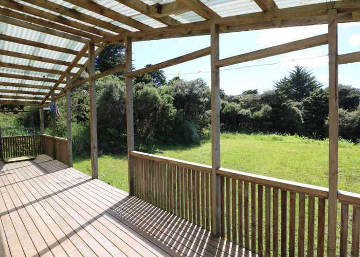 Free property data for 61 Puhata Road, Herekino homes.co.nz