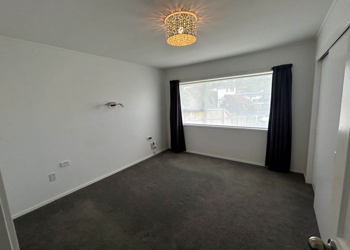 For rent 232A Beach Road, Campbells Bay, North Shore City, Auckland