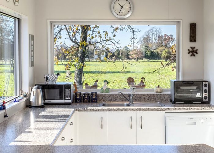 Free property data for 105A Pownall Street, Masterton homes.co.nz