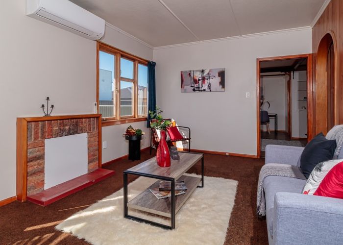 Free property data for 300 Lumsden Road, Akina, Hastings homes.co.nz