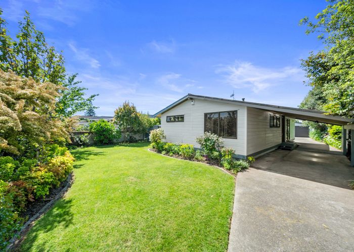 For sale 21 Oriwa Street, Waikanae, Kapiti Coast, Wellington homes