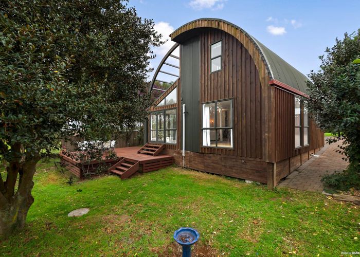 Free property data for 59 Storey Road, Waiuku homes.co.nz