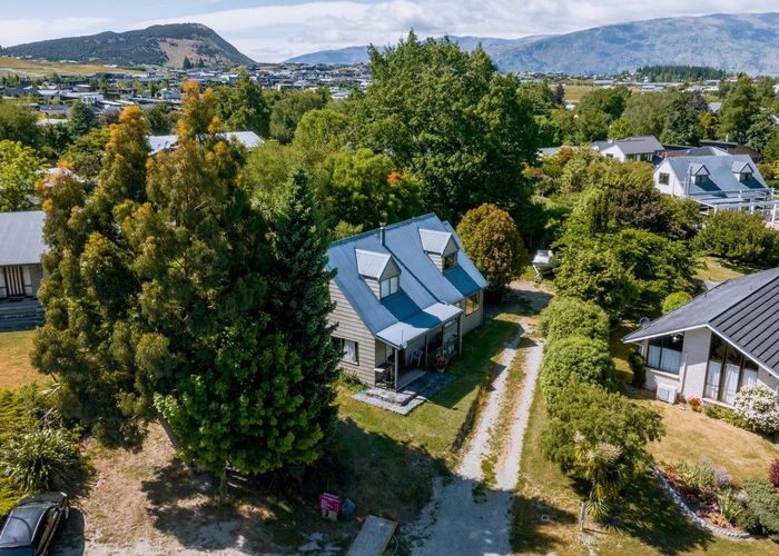 Recently sold 68 Hunter Crescent, Wanaka homes.co.nz