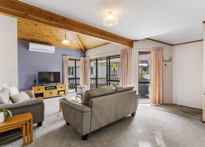 For sale 161A Bucklands Beach Road, Bucklands Beach, Manukau City