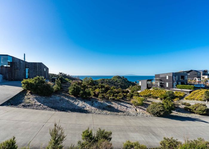 Free property data for 14 Seacoast Road, Mangawhai Heads, Mangawhai