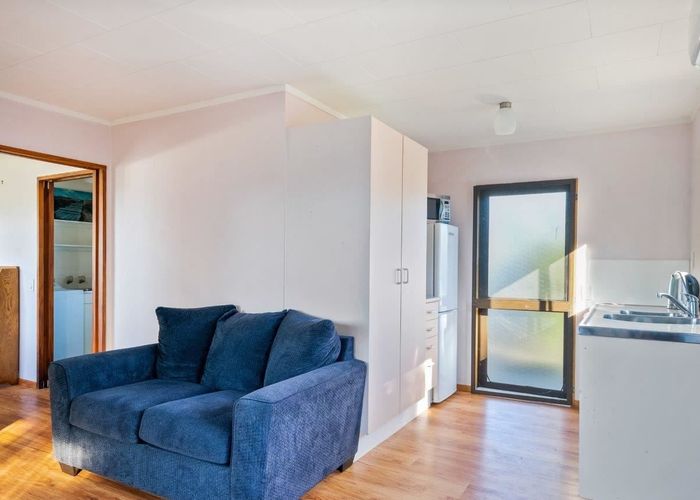 Free property data for 2 Paetawa Road, Peka Peka homes.co.nz