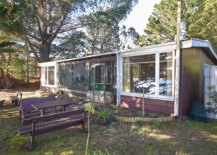 Free property data for 26 Otakou Golf Course Road, Otakou homes.co.nz