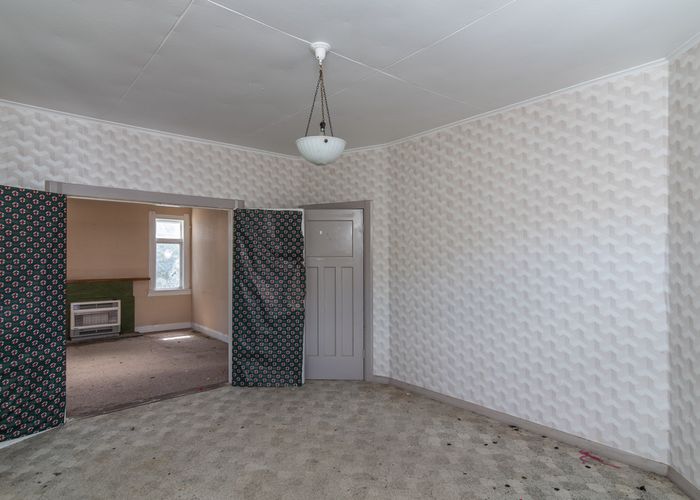 Free property data for 44 Lonsdale Crescent, Rongotai, Wellington