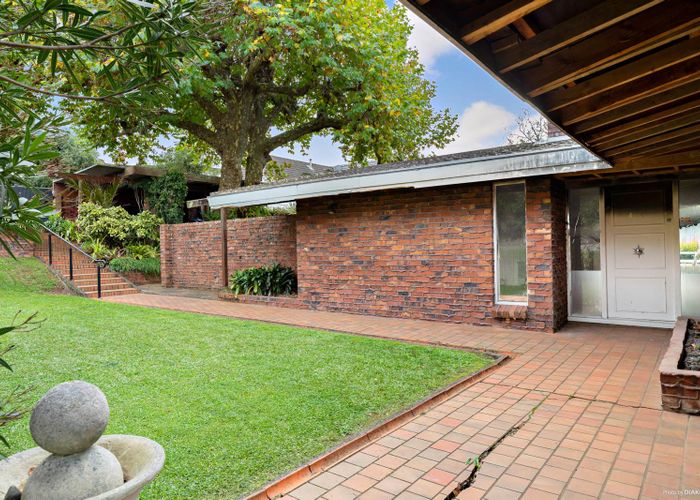 Free property data for 16 Chatfield Place, Remuera, Auckland homes.co.nz