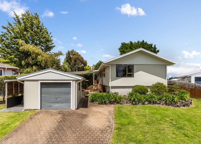Free property data for 11 Greenwich Street, Richmond Heights, Taupo